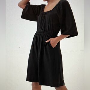 pact the luxe flutter sleeve jersey dress W’s medium